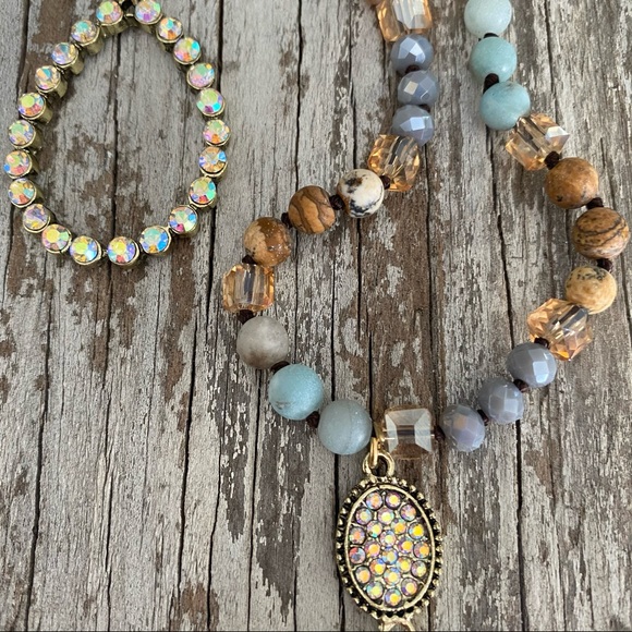 Natural stone beaded necklace and earring combo - Picture 3 of 5